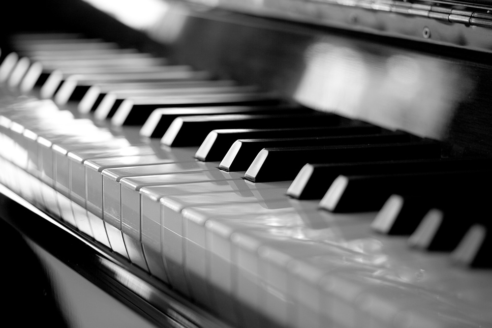 Nhận gia sư dạy giỏi đàn piano Hà Nội